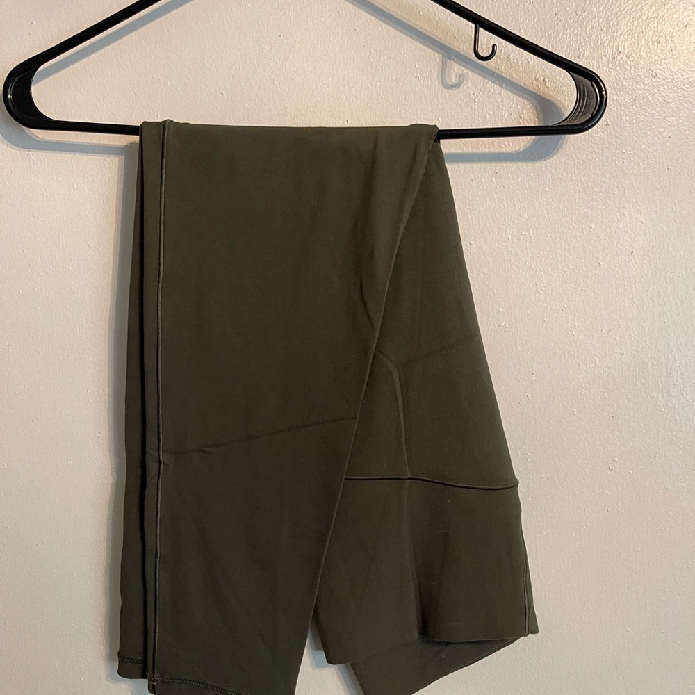 Aerie NWOT size large Olive Green Leggings - Picture 2 of 4